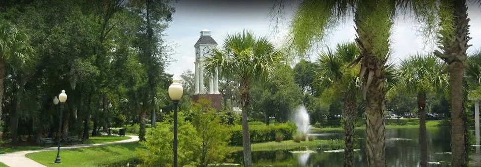 lake mary park with clocktower